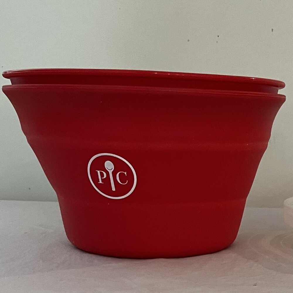 Pampered Chef Family-Size Microwave Popcorn Maker-#1569